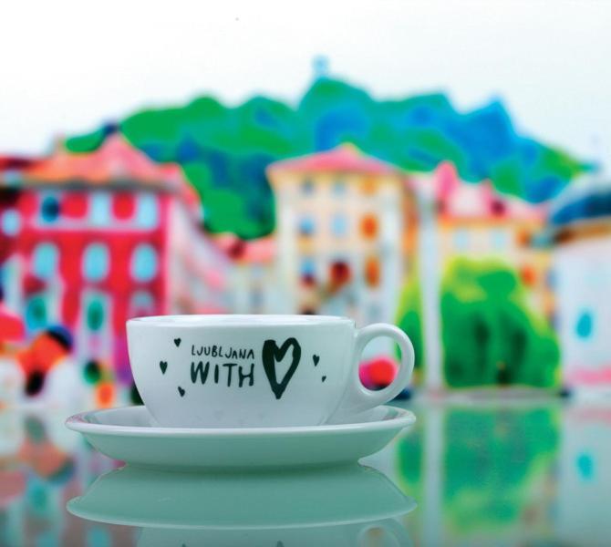 Hotel Siska リュブリャナ エクステリア 写真