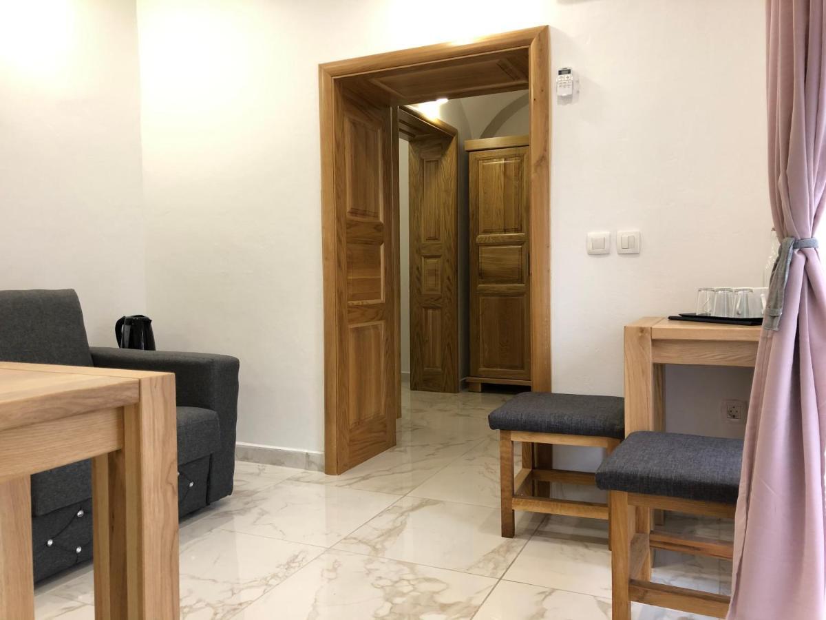 Hotel Siska リュブリャナ エクステリア 写真